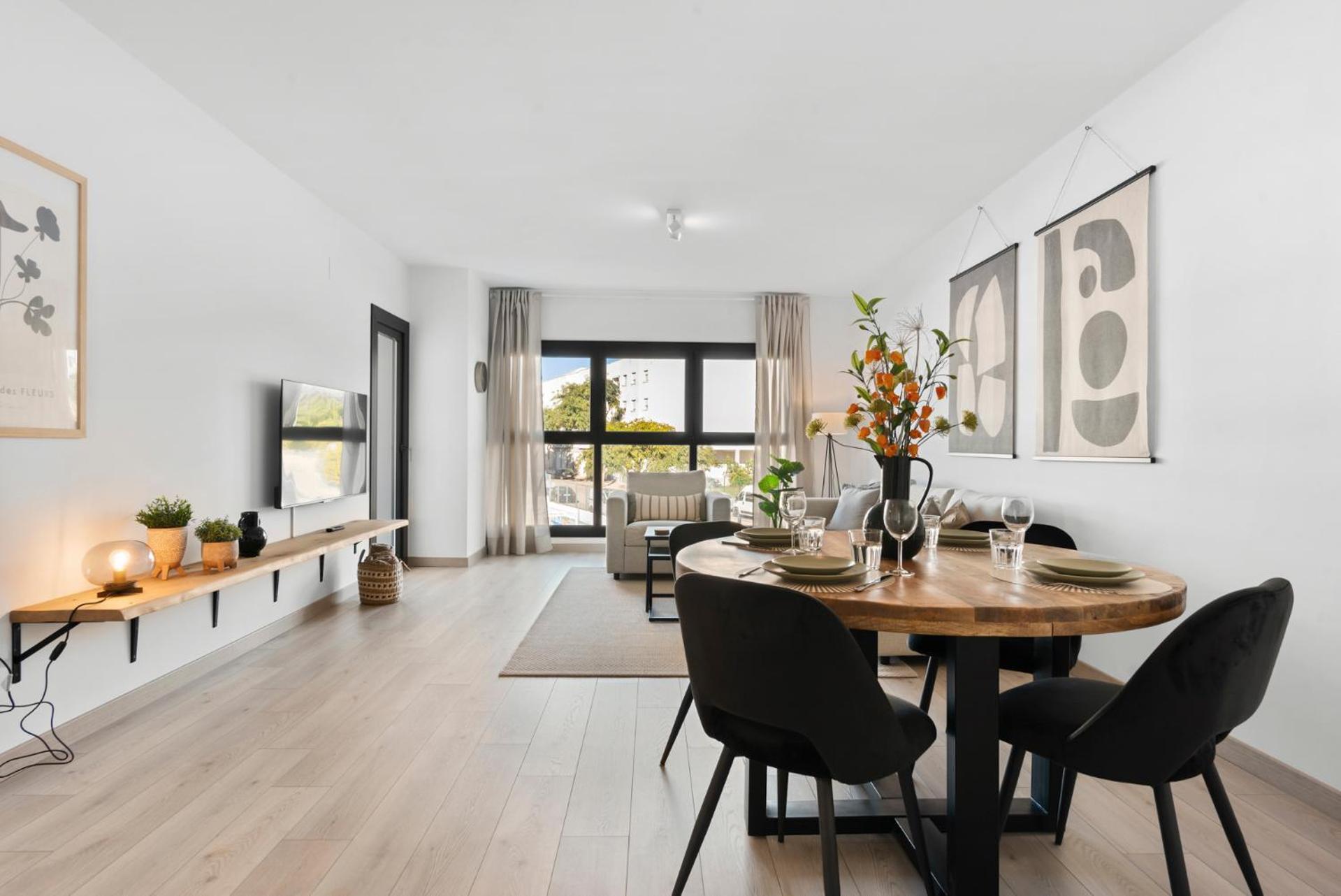Appartement Beautiful 2-bedroom Near Center And *